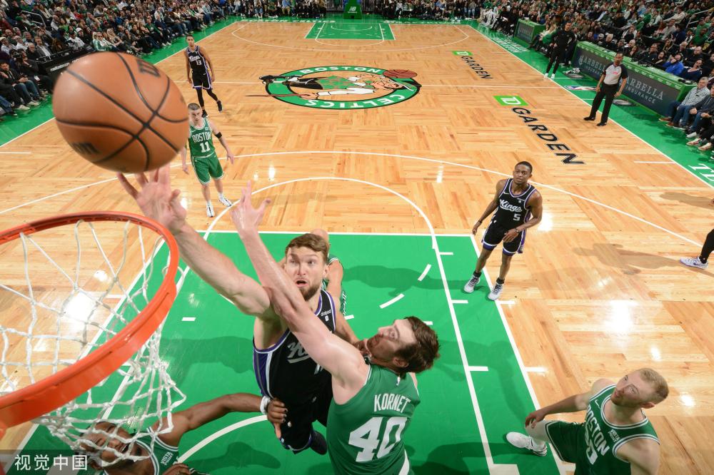 场的精准眼 场的精准眼