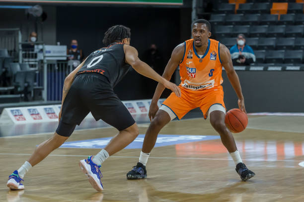 沉湎于三冠 沉湎于三冠