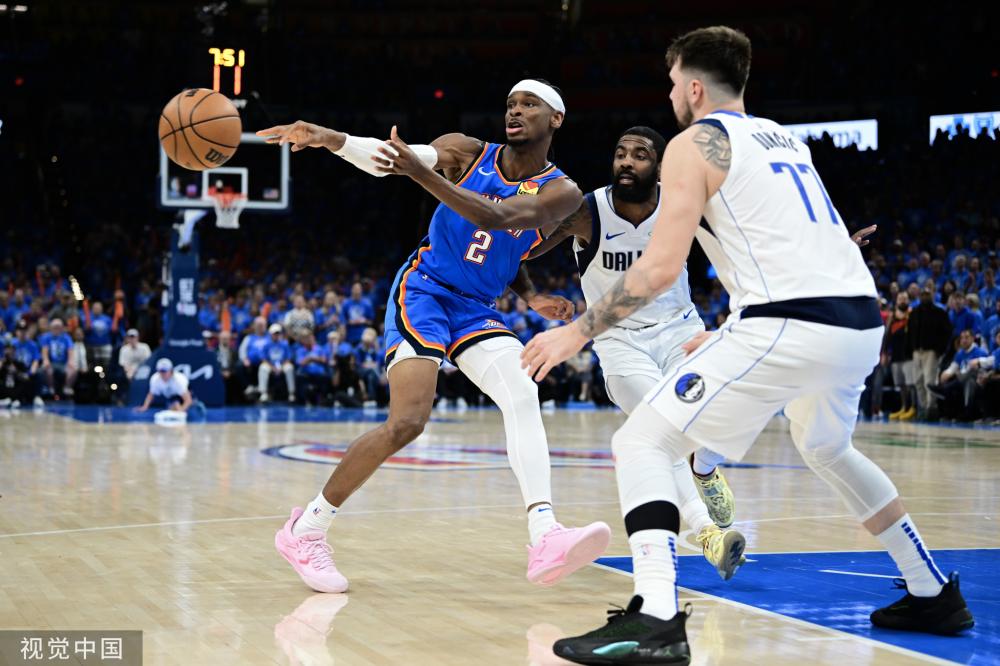 分析人士看 分析人士看