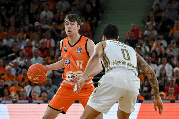 周琦在CB 周琦在CB