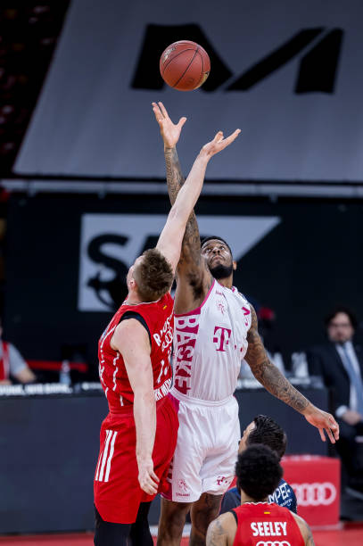 弧顶处的完 弧顶处的完