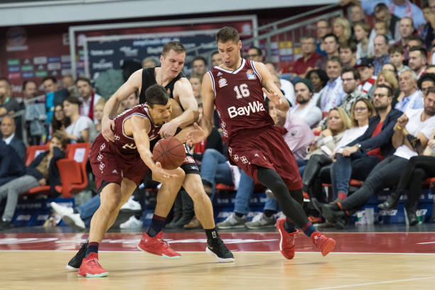 克莱因丁斯特：我们都期待着欧国联决赛；上半场我们表现很好.