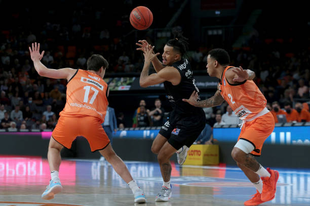 85赛季中 85赛季中